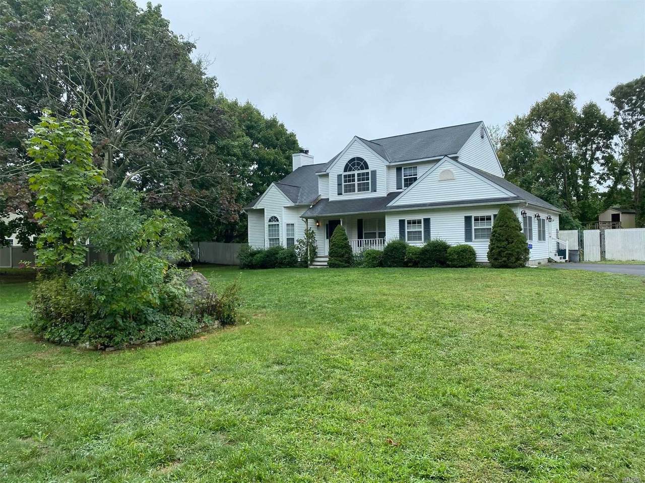 26 Miller Place Road - Photo 1