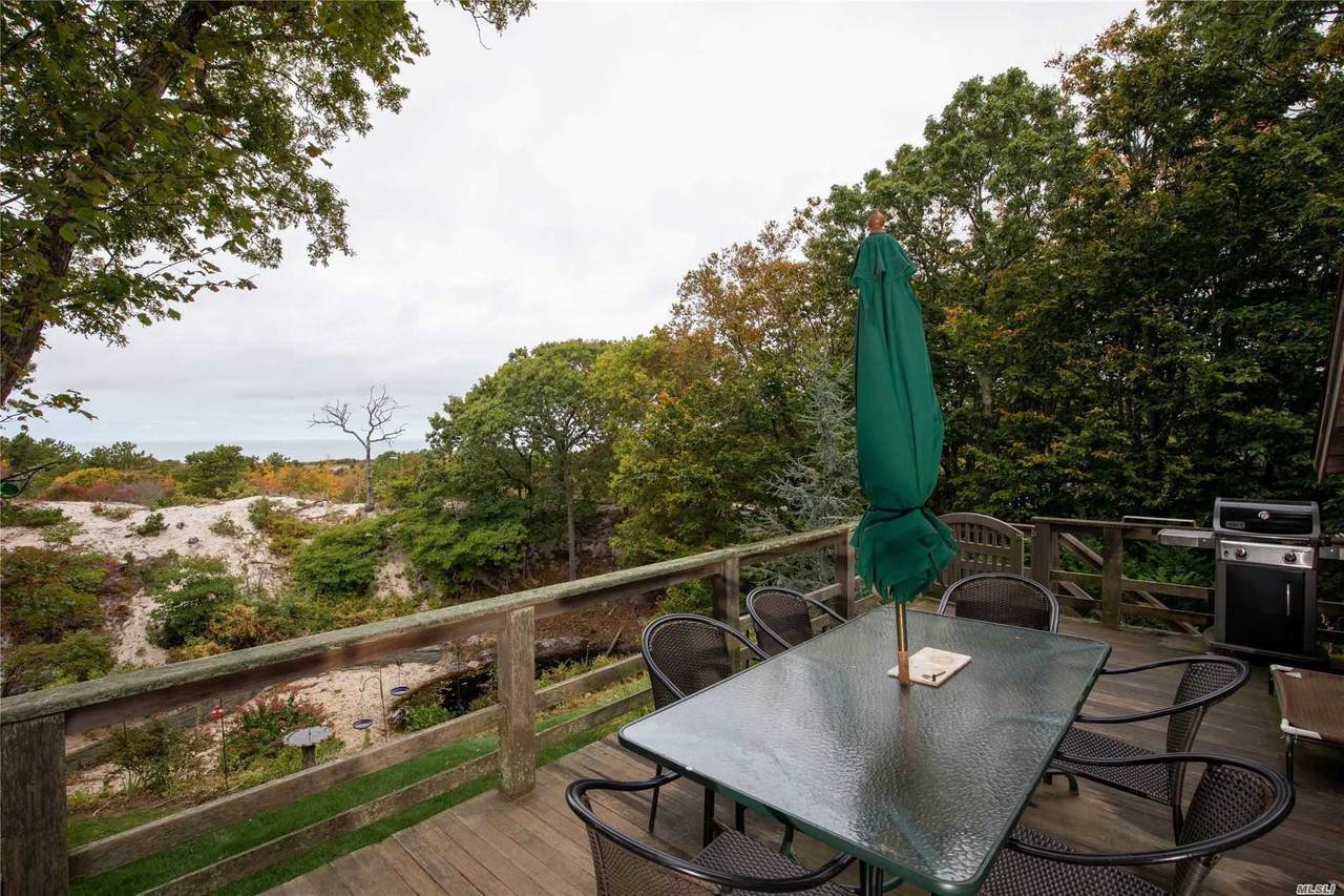 5615 Soundview Avenue - Photo 1