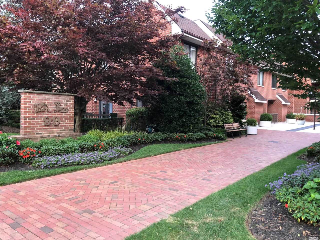 99 Park Avenue - Photo 1