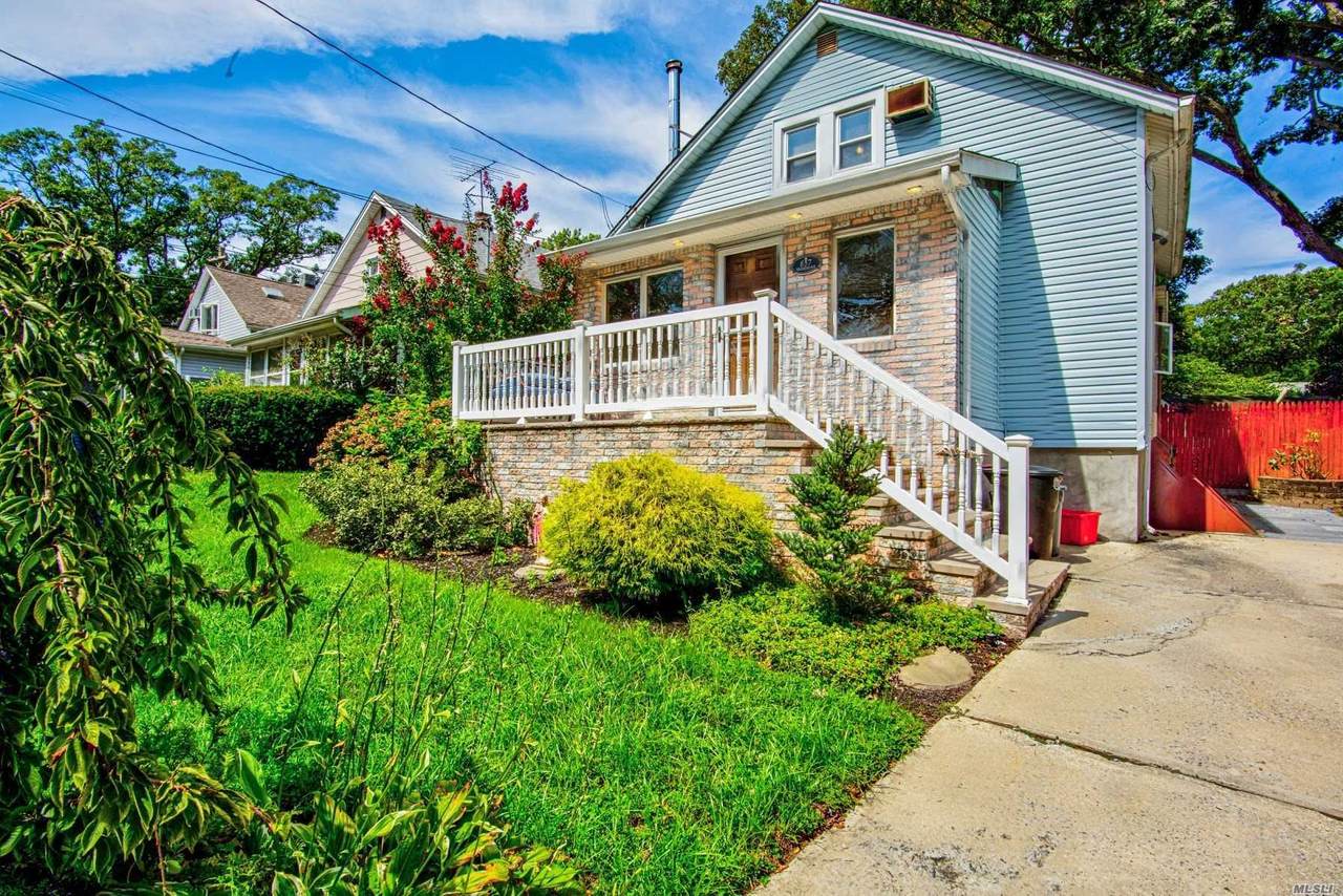 657 Wadleigh Avenue - Photo 1