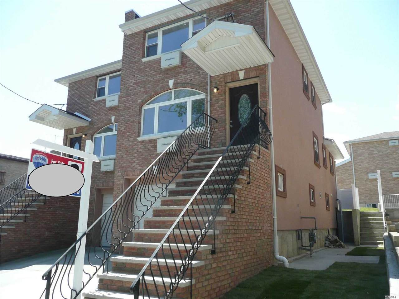 125-08 Lax Avenue - Photo 1