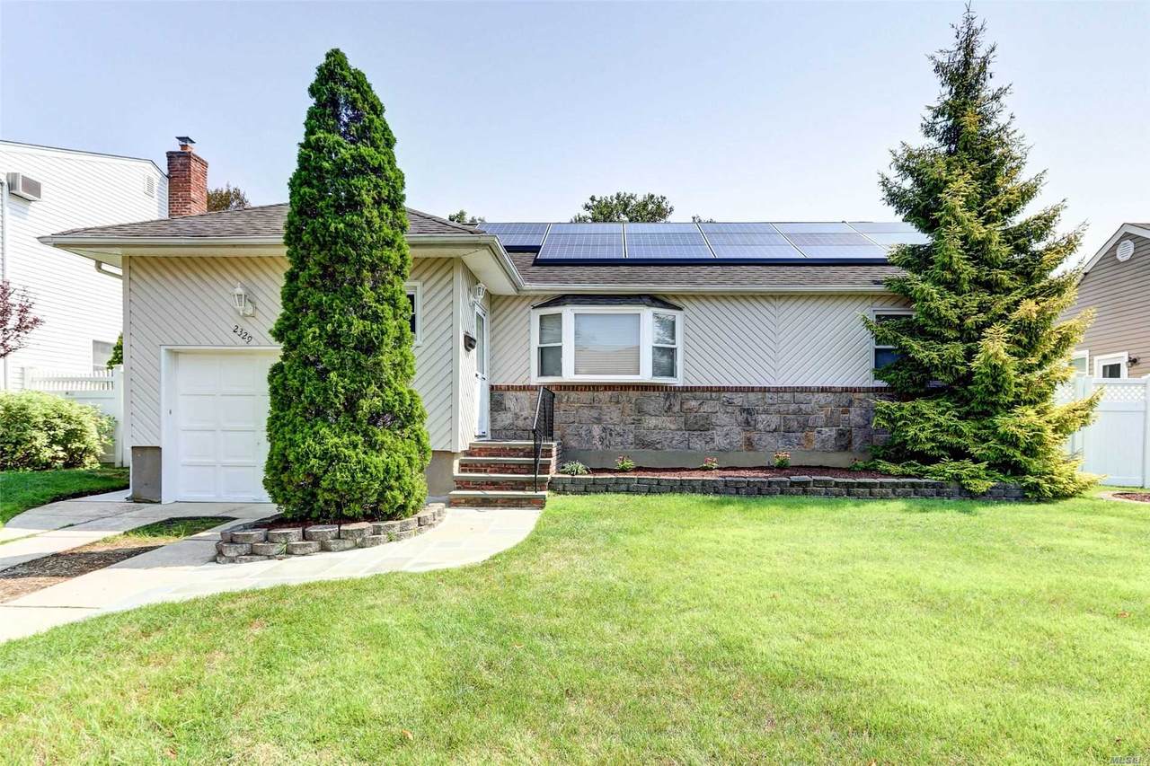2329 Charing Cross Road - Photo 1