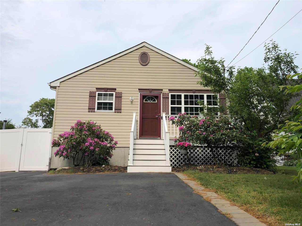 377 Smith Road - Photo 1