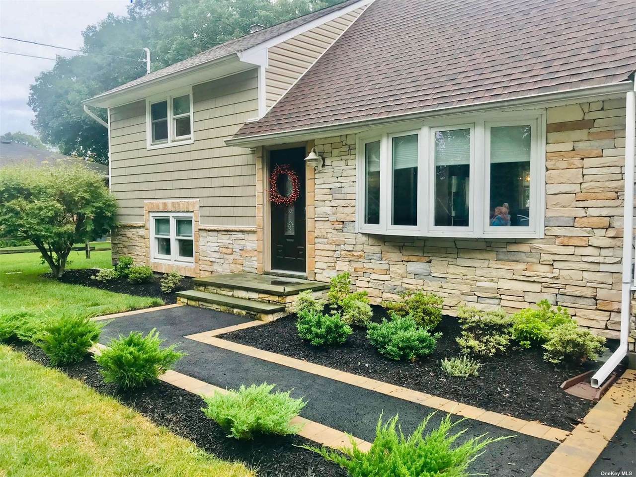 6 Sterling Place - Photo 1