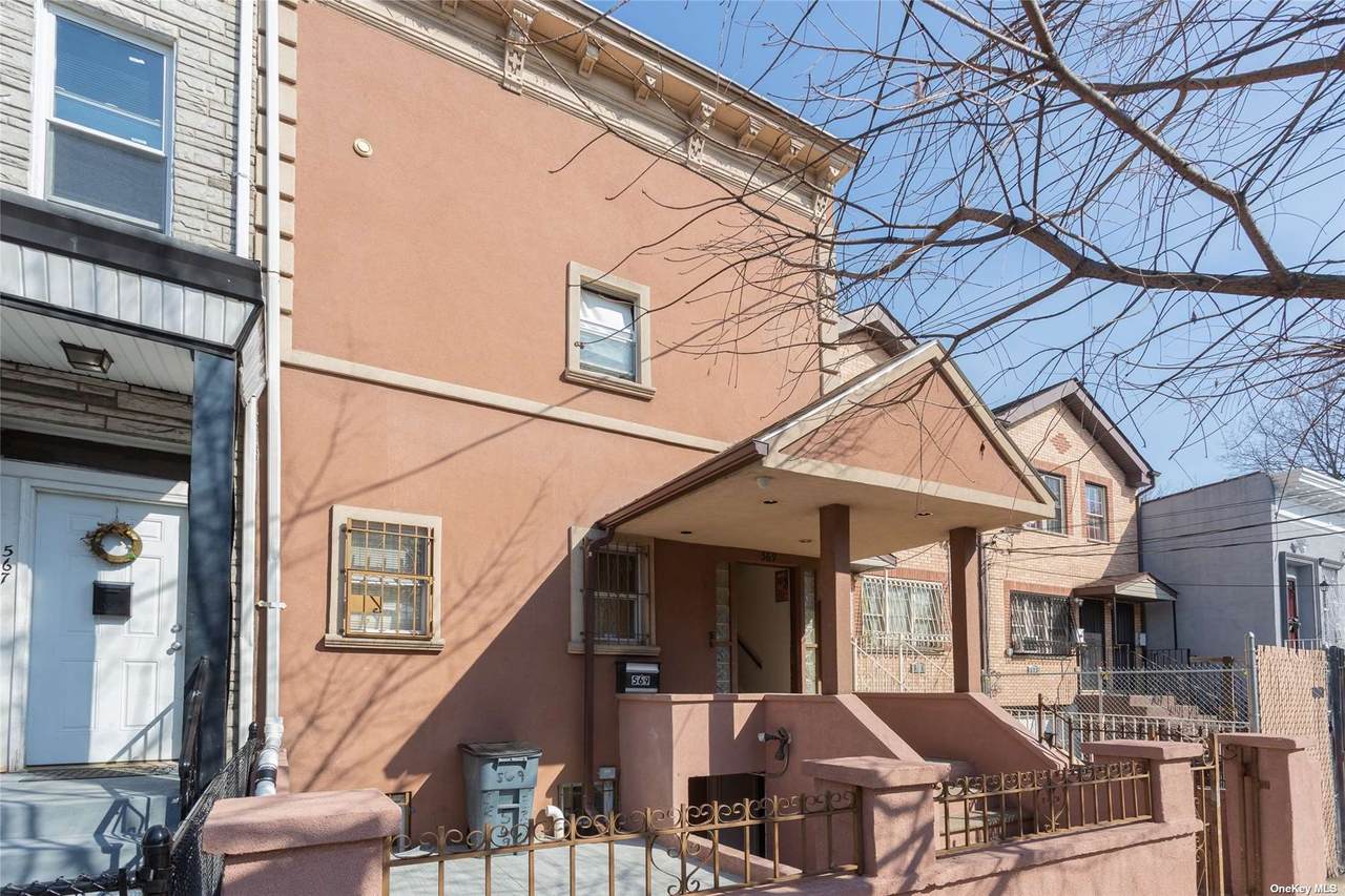 569 Jerome Street - Photo 1