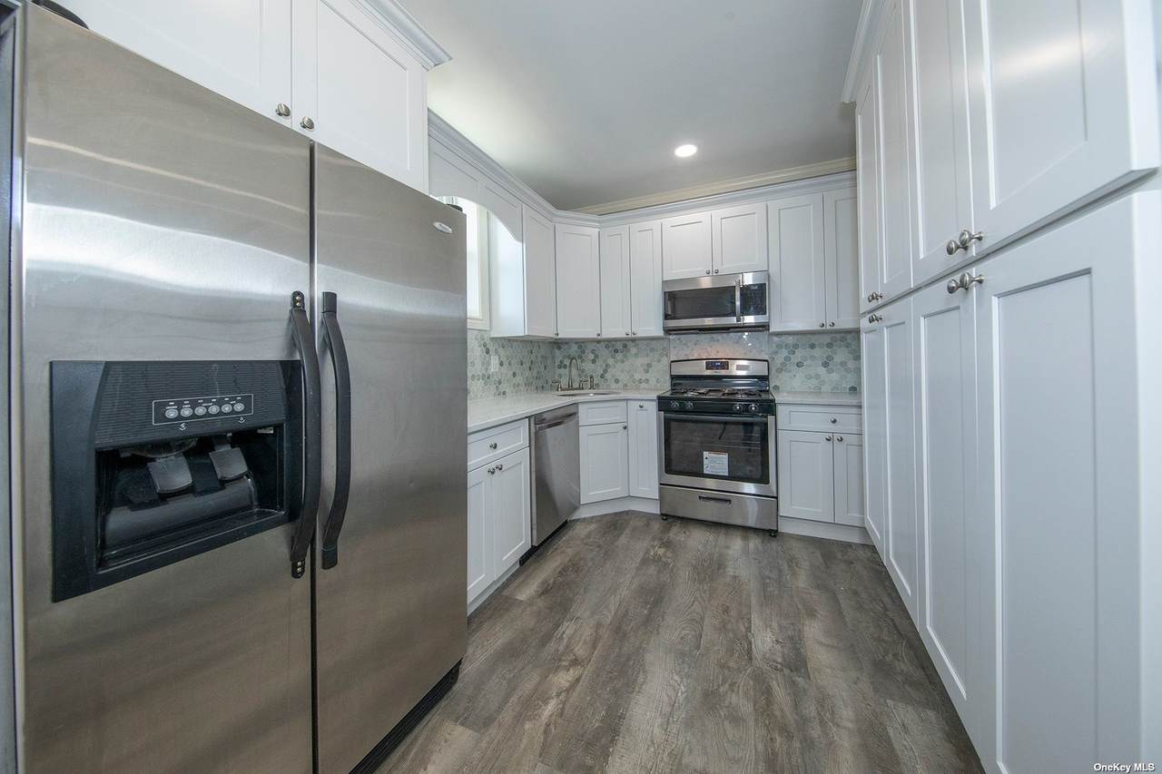 490 Louis Avenue - Photo 1