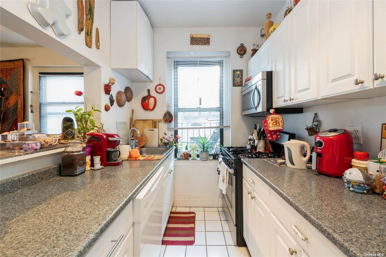 21-67 33 Street - Photo 1