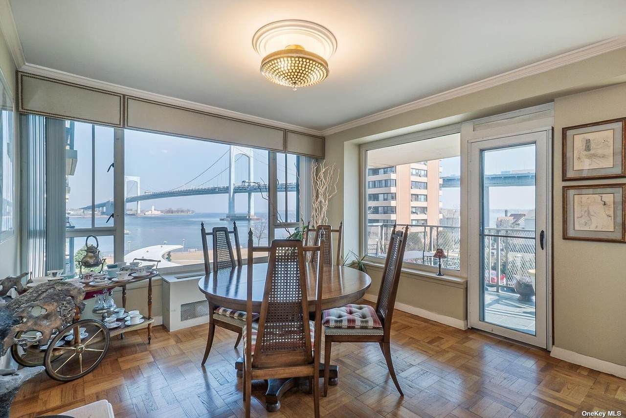 166-25 Powells Cove Boulevard - Photo 1