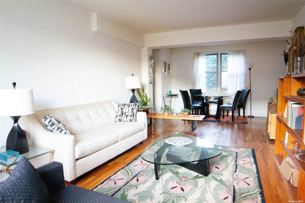 3050 Fairfield Ave. - Photo 1