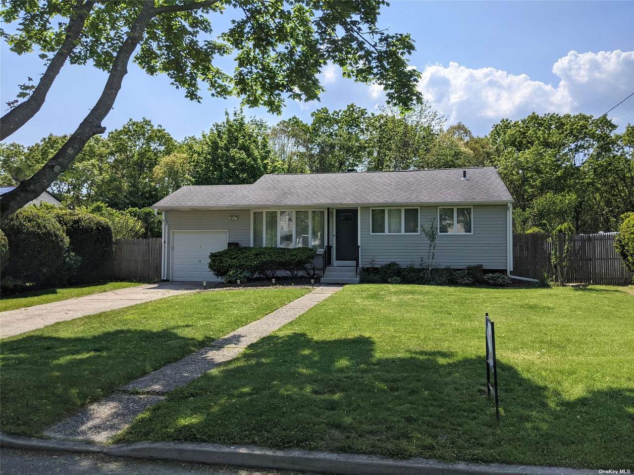 59 Eugene Drive - Photo 1