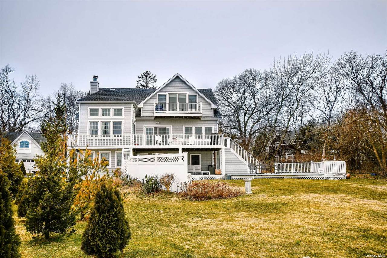 22 Barry Lane - Photo 1