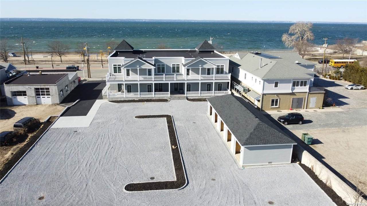 22 Bayville Avenue - Photo 1