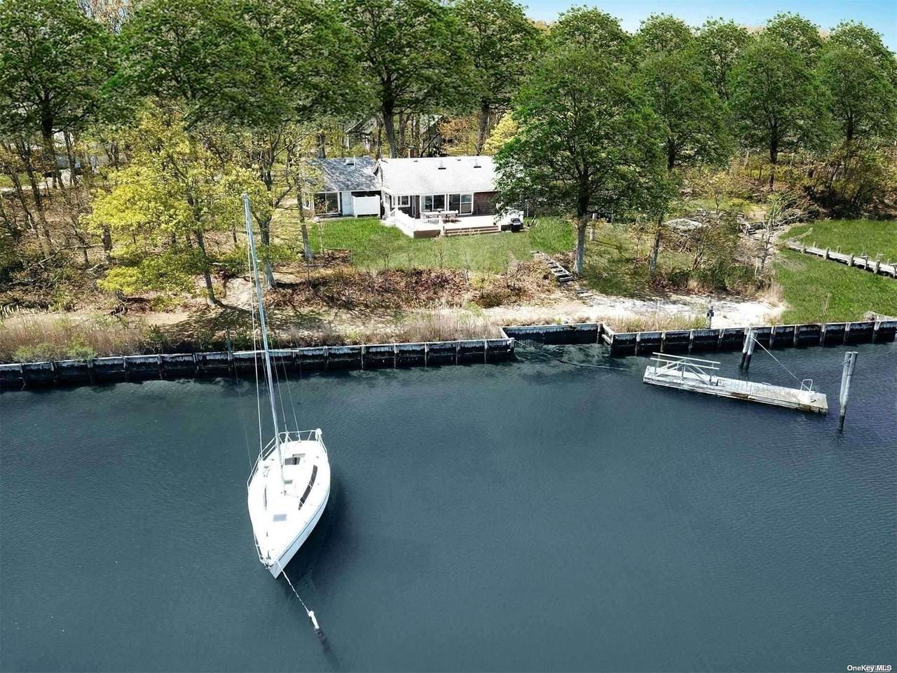 870 Inlet Lane - Photo 1