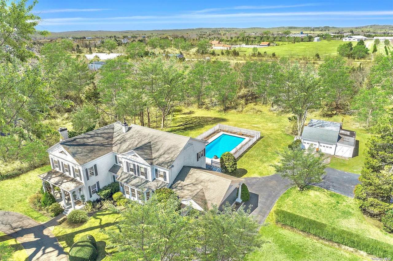 1728 Montauk Highway - Photo 1