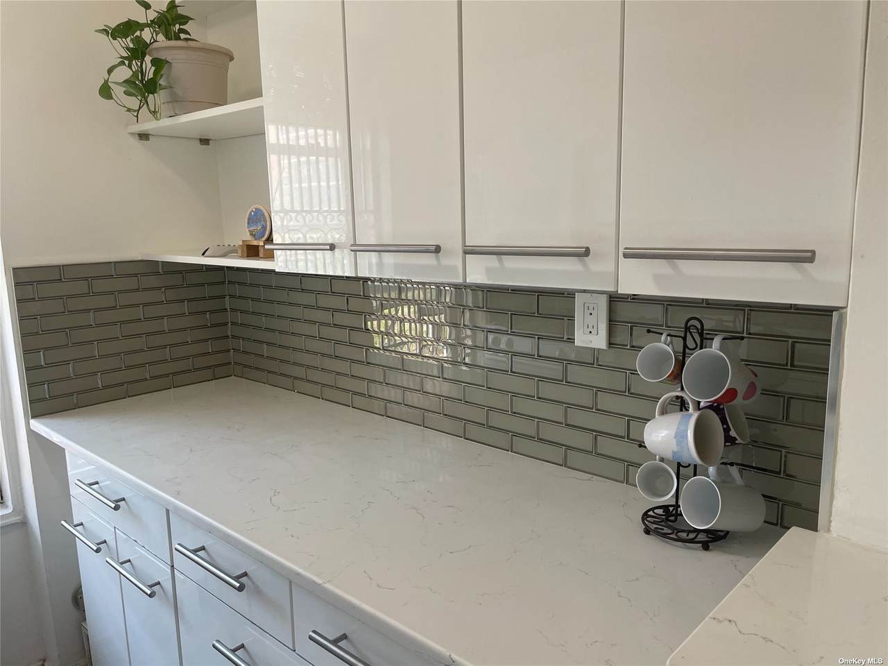 72-10 112 Street - Photo 1