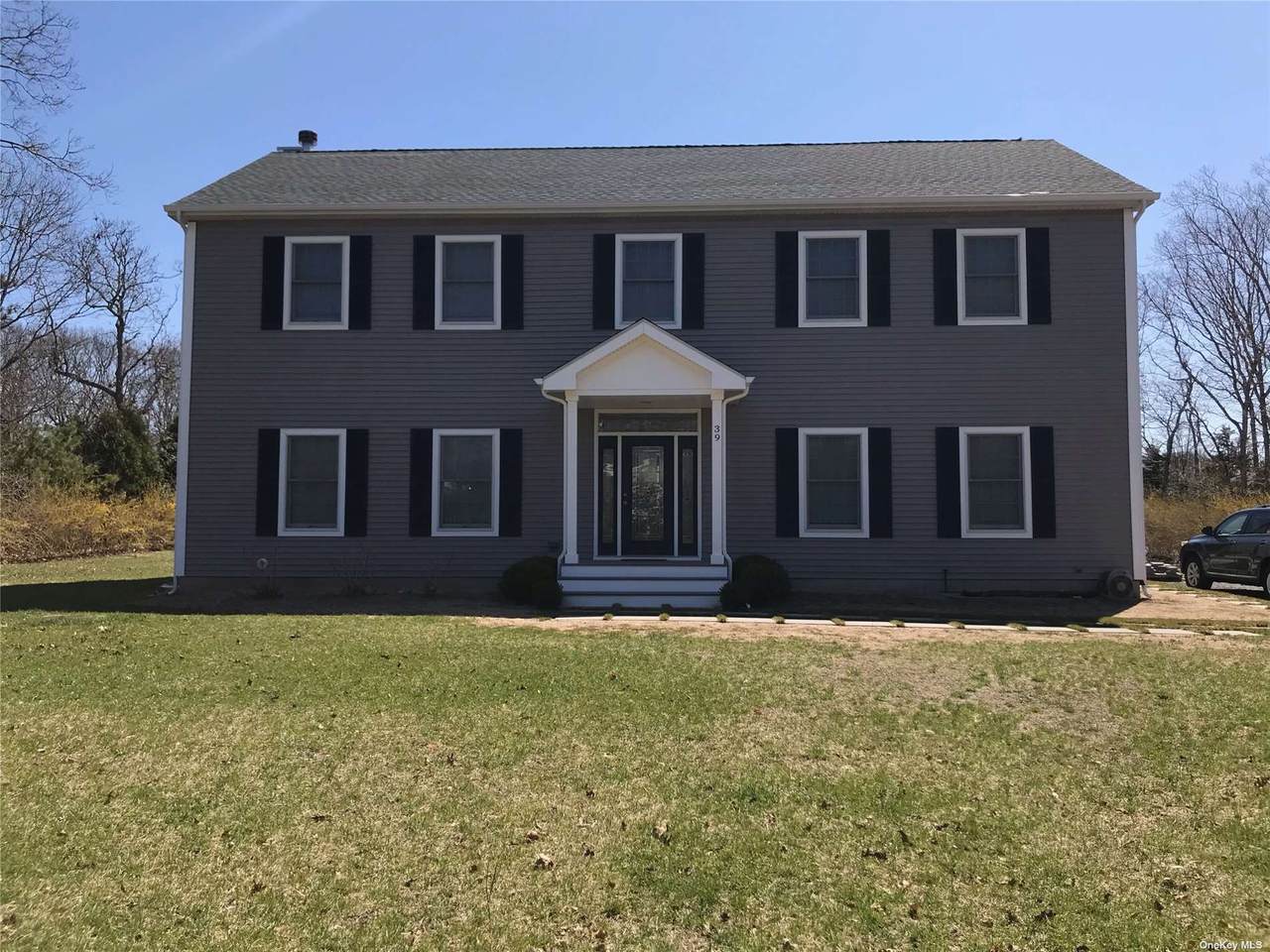 39 South Country Rd - Photo 1