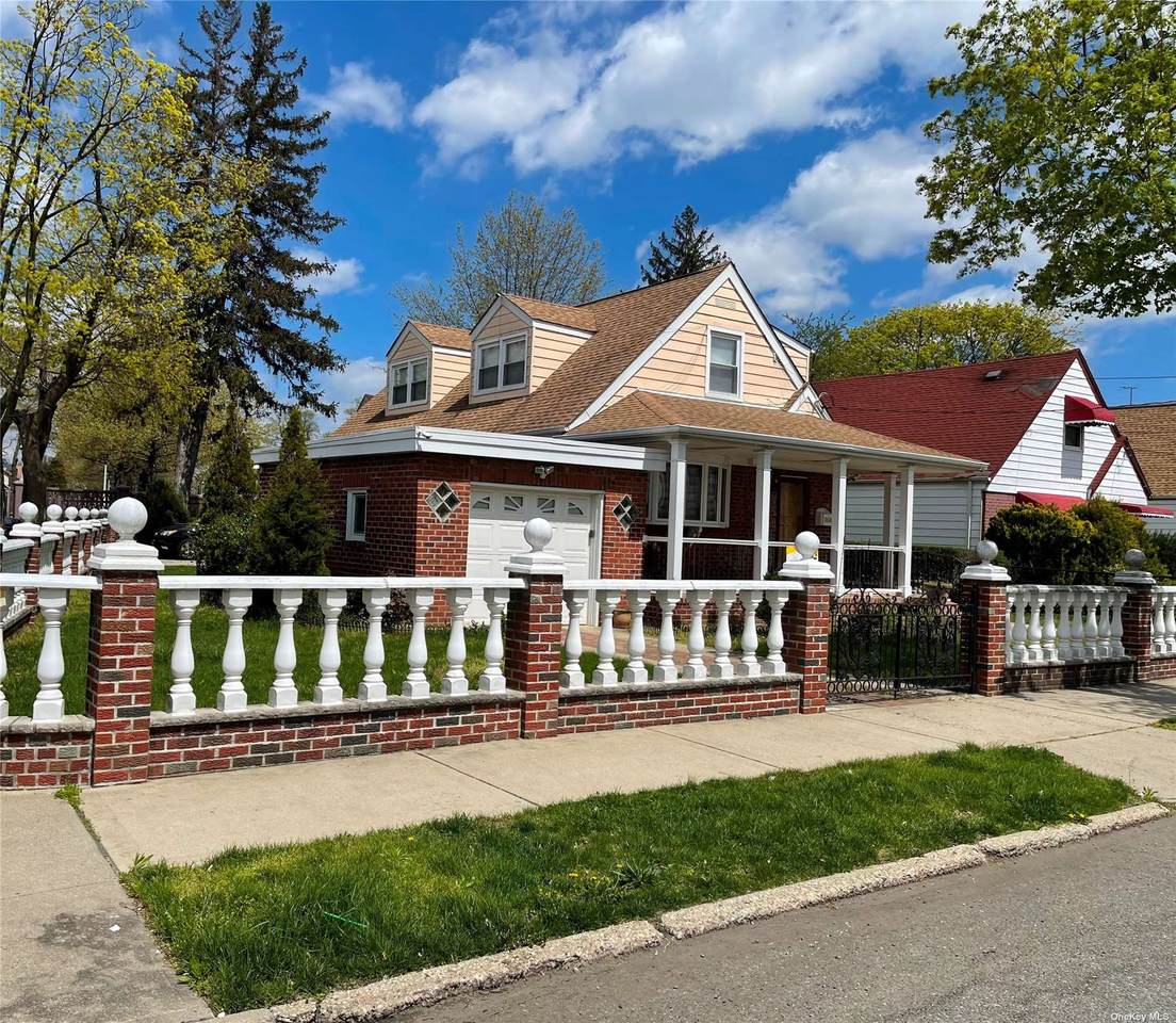 221-03 112 Avenue - Photo 1