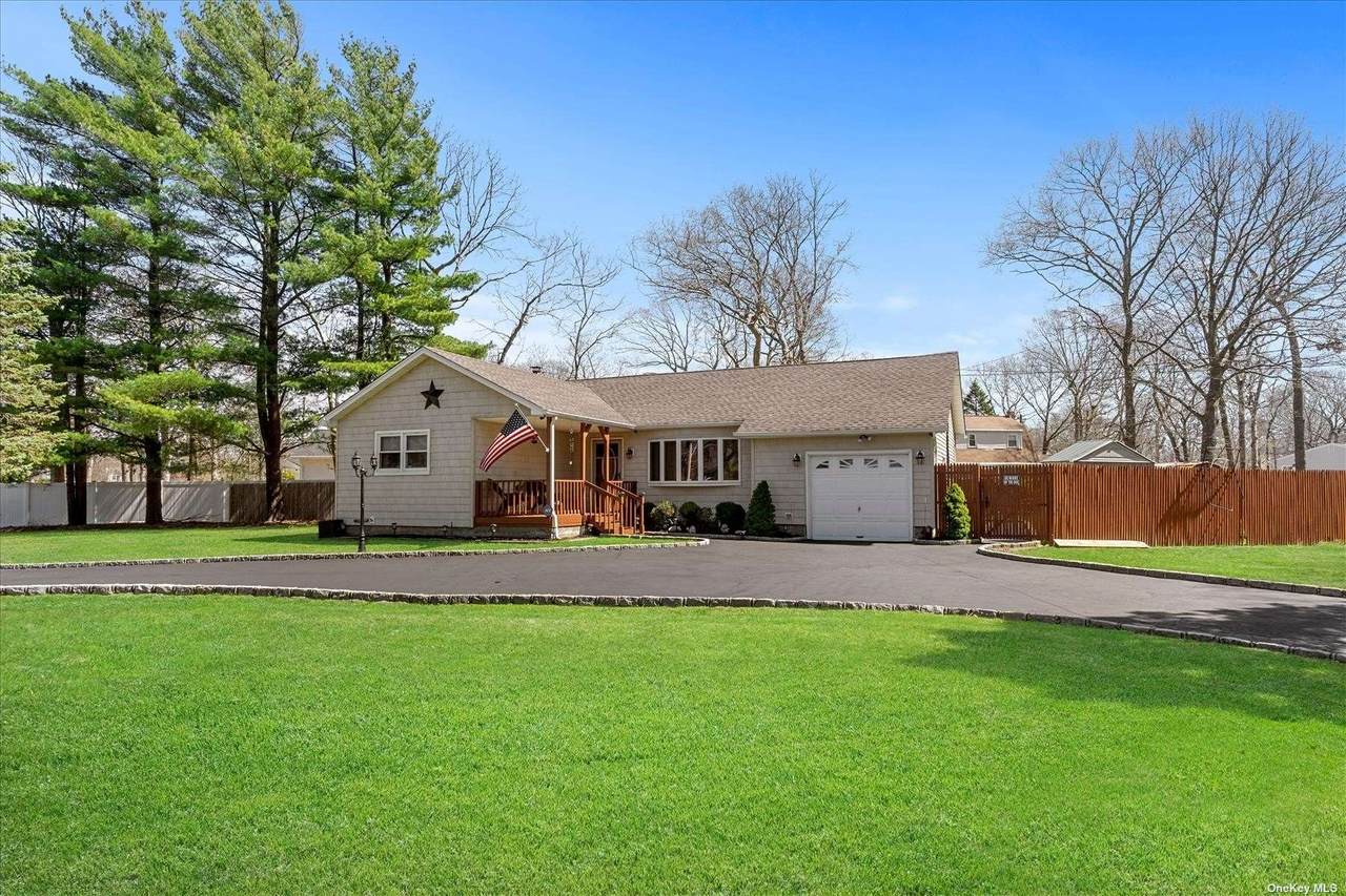 56 Pinetop Drive - Photo 1