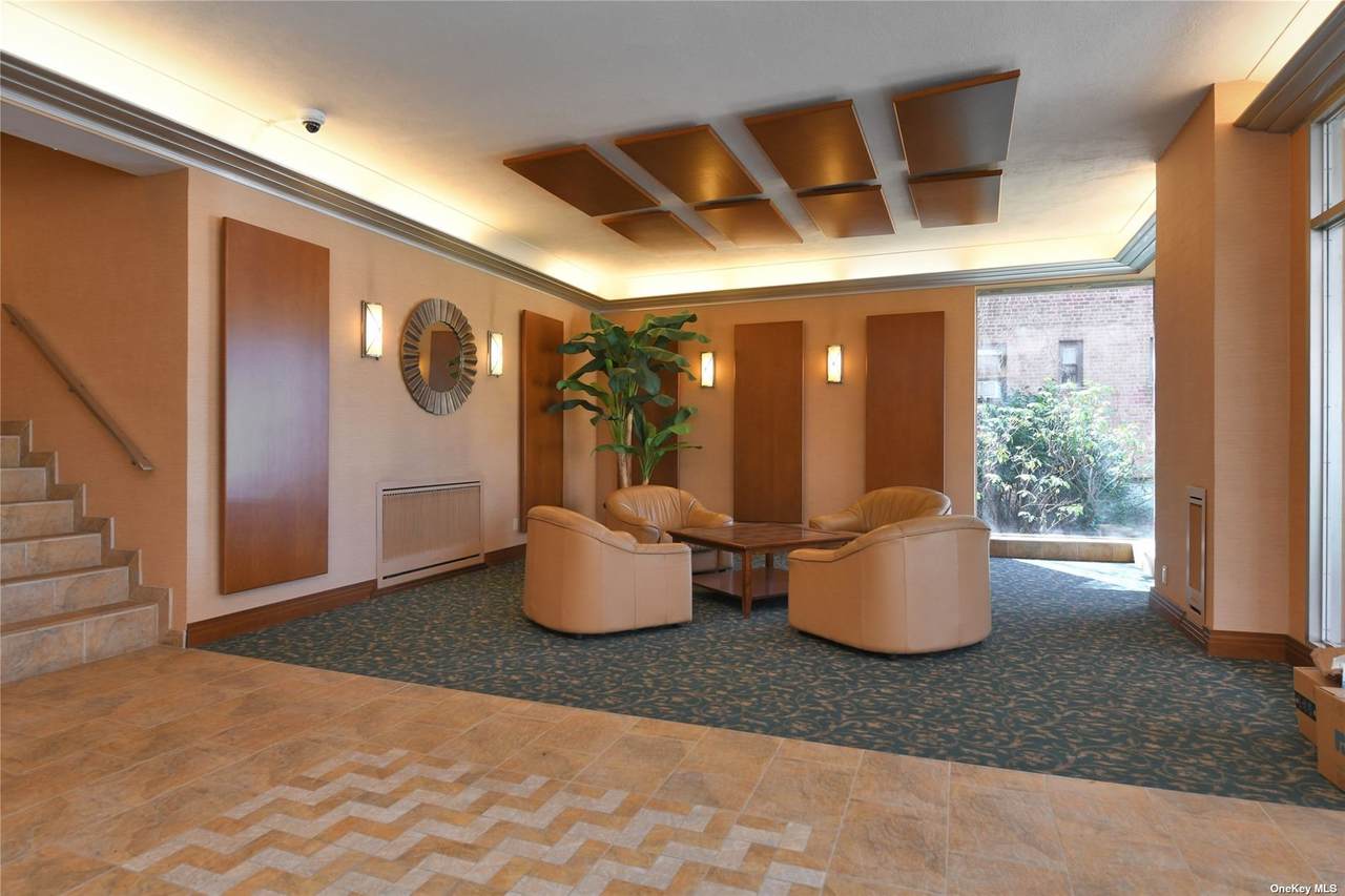 30 Grace Avenue - Photo 1