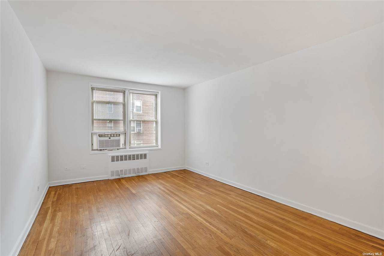 33-24 93rd Street - Photo 1