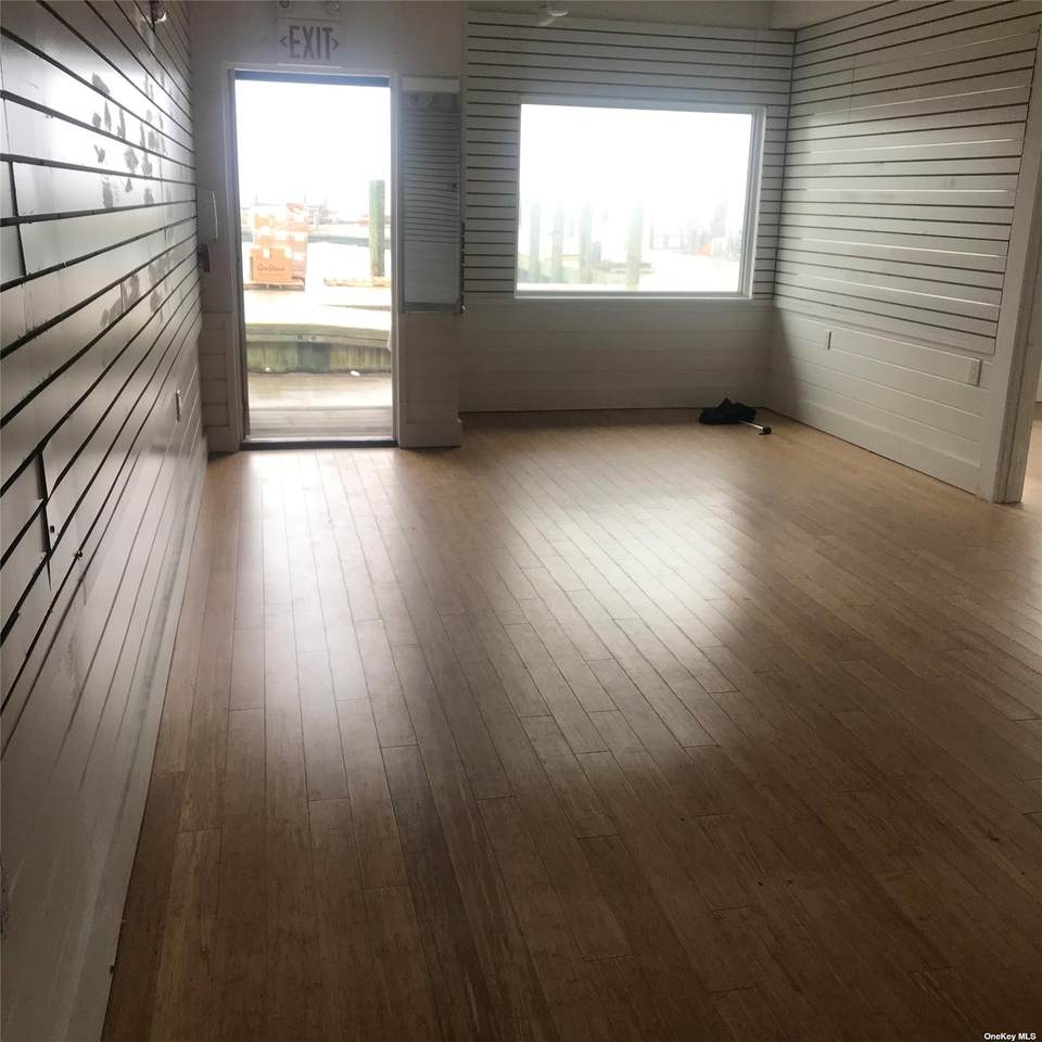 633 Bay Walk - Photo 1