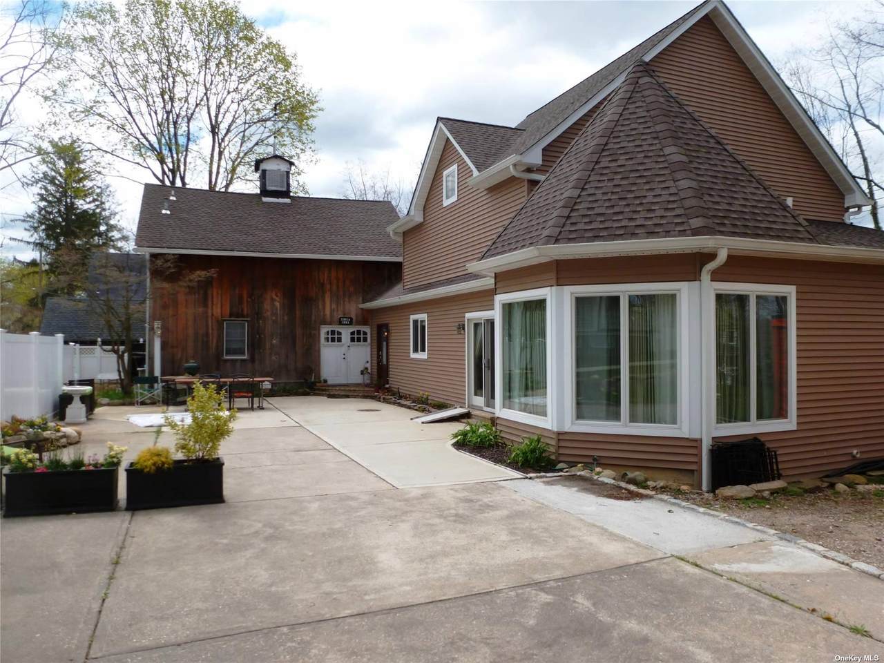 58 Elm Street - Photo 1