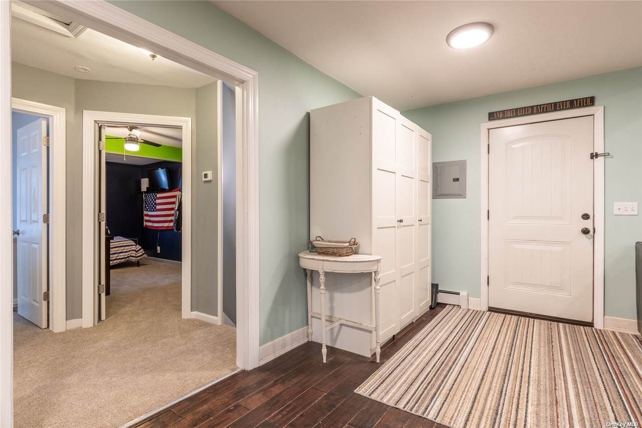 5 Friendship Drive - Photo 1