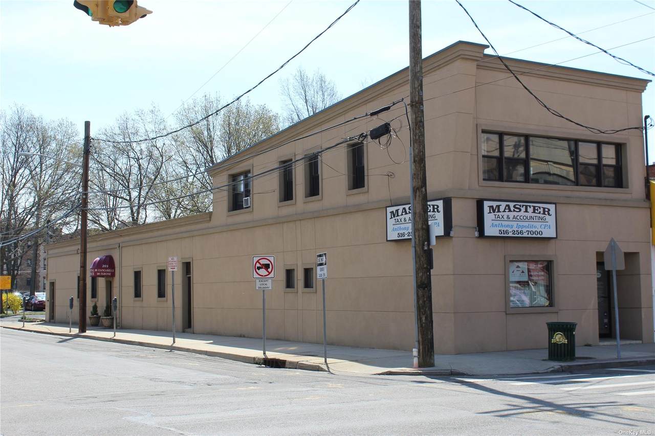 203 Rockaway Avenue - Photo 1