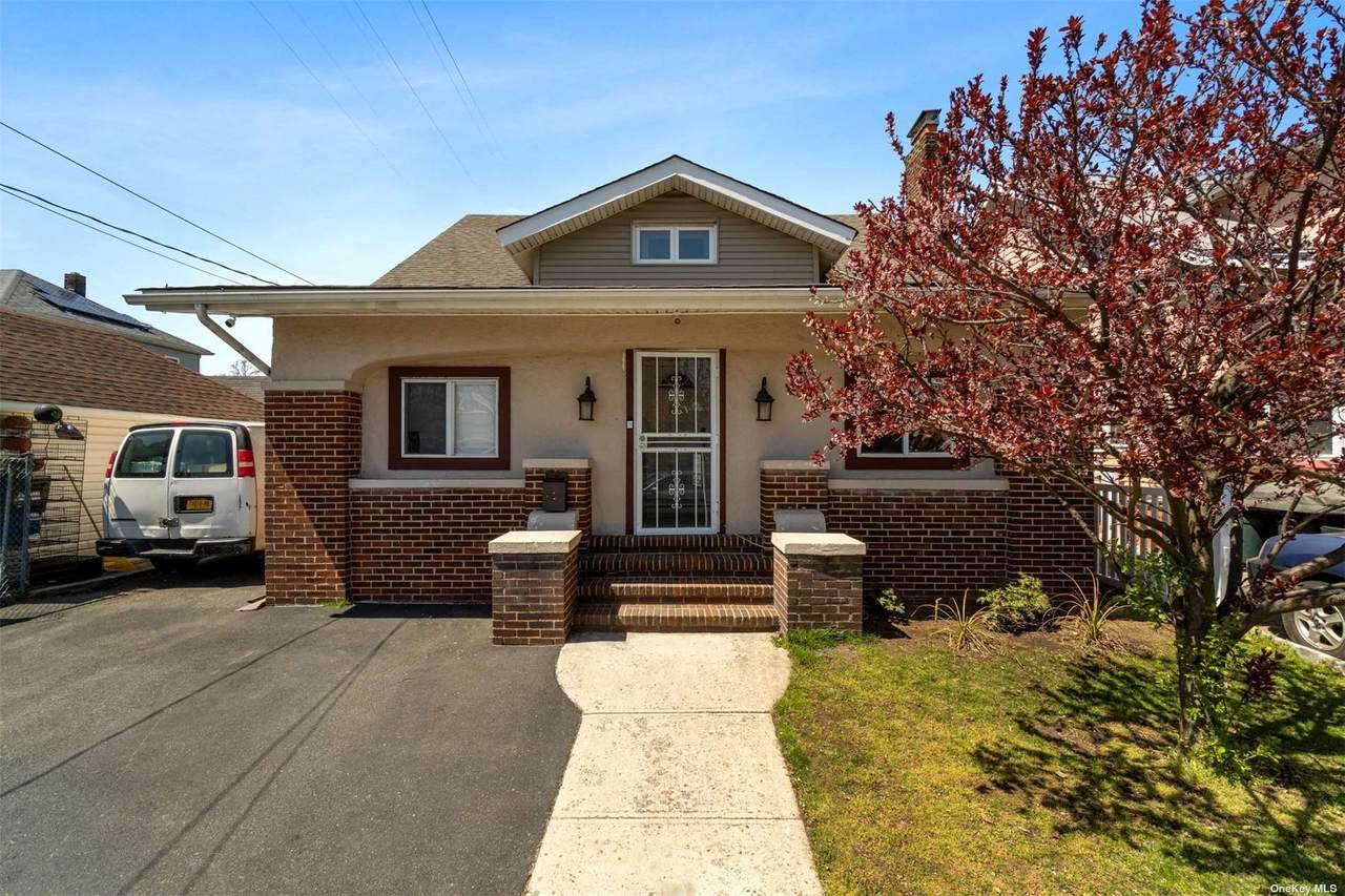 13 Oak Place - Photo 1