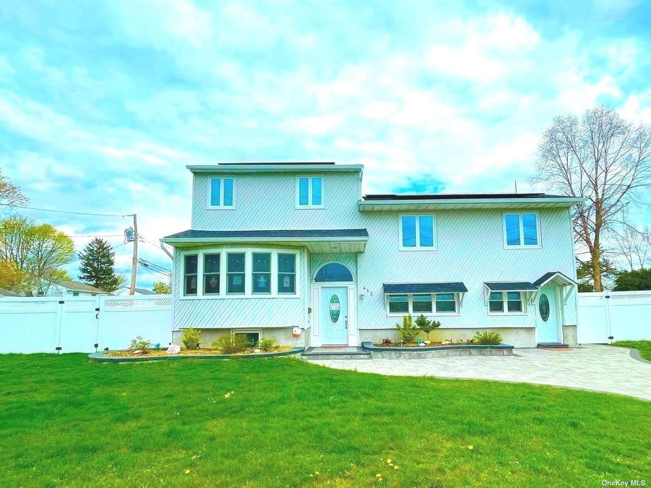 442 Central Drive - Photo 1