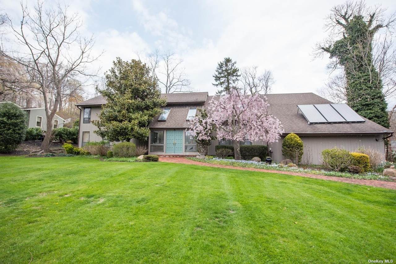 2 Ronald Court - Photo 1