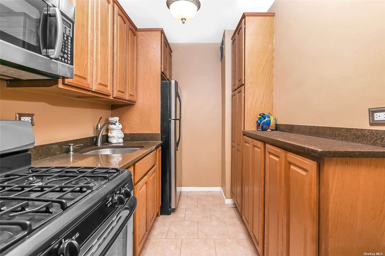 8409 155th Ave - Photo 1