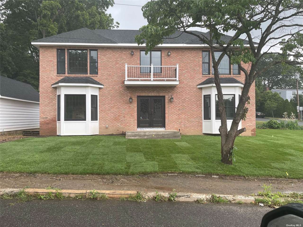 43 Burnham Avenue - Photo 1