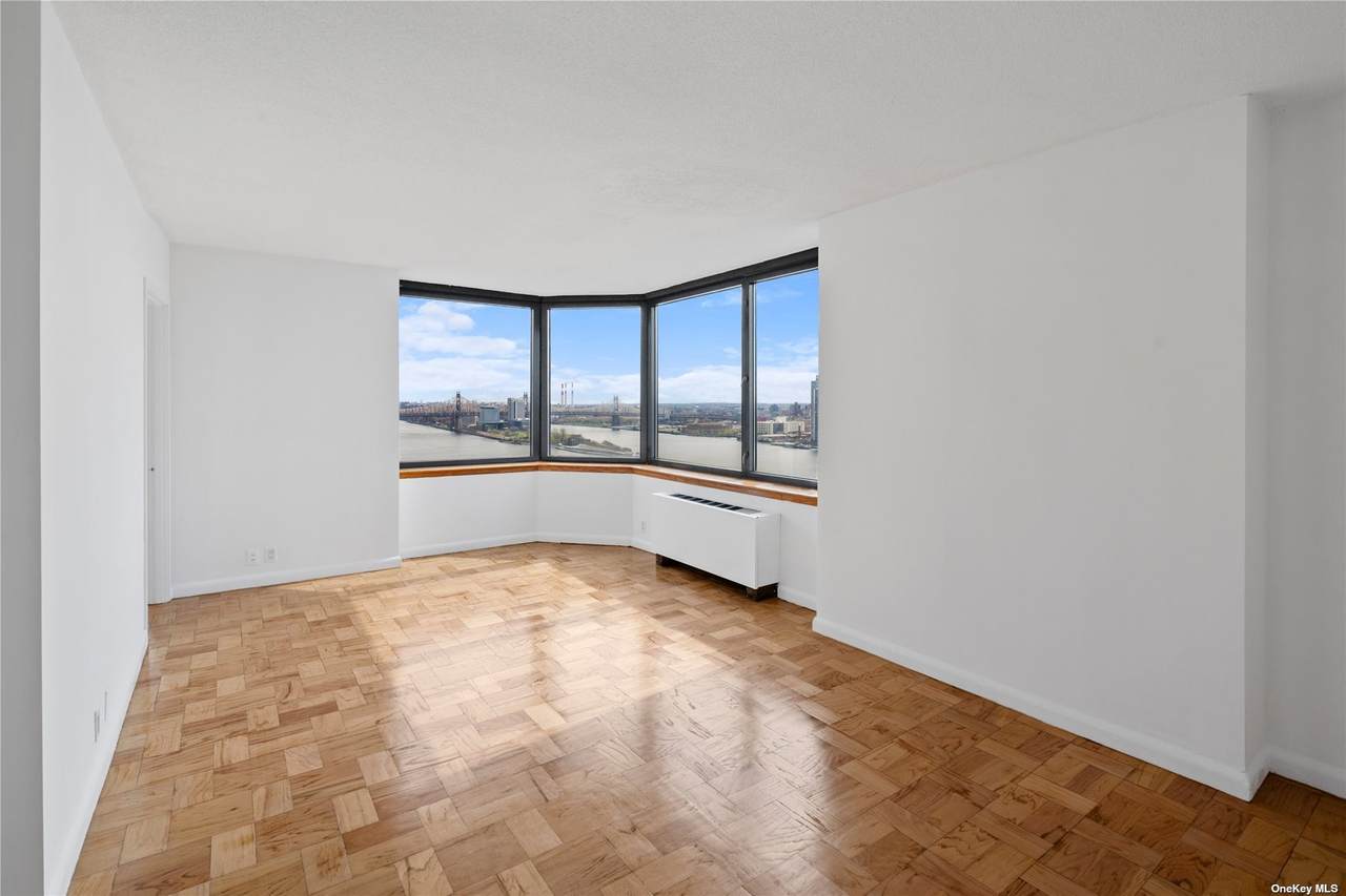 415 37th Street - Photo 1