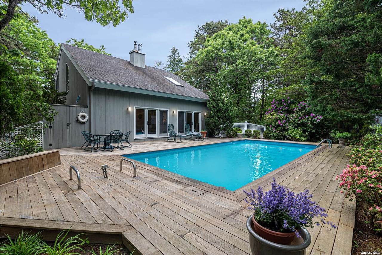 7 Quantuck Bay Road - Photo 1