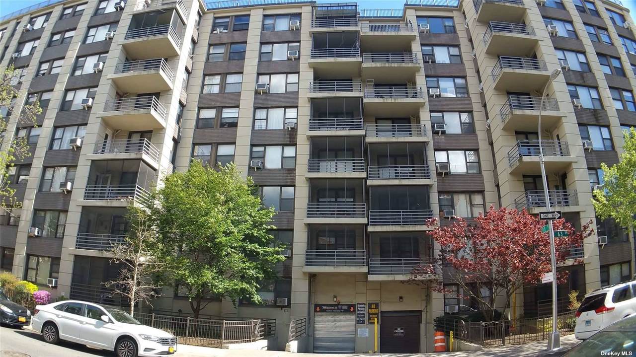 98-34 63 Drive - Photo 1