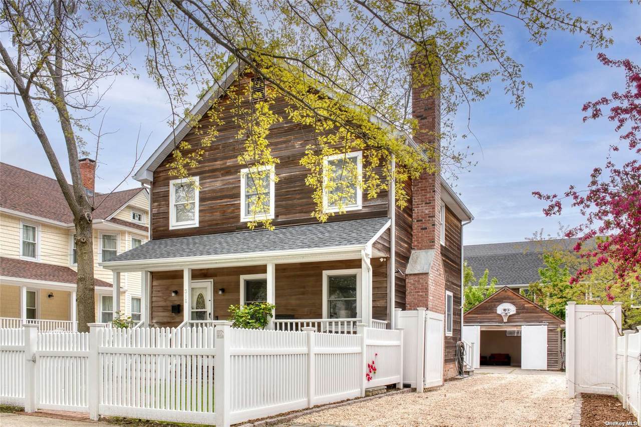 318 2nd Street - Photo 1