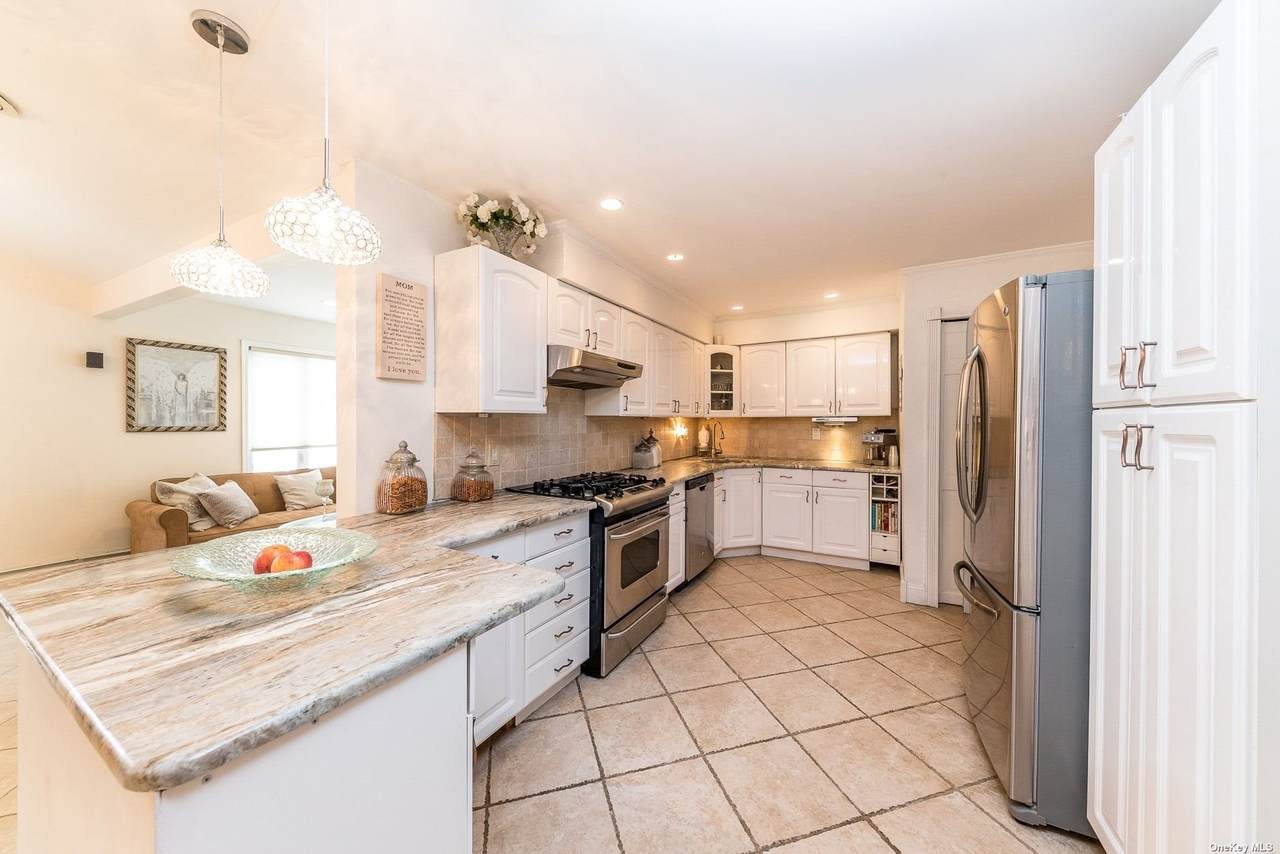 491 Broadway - Photo 1