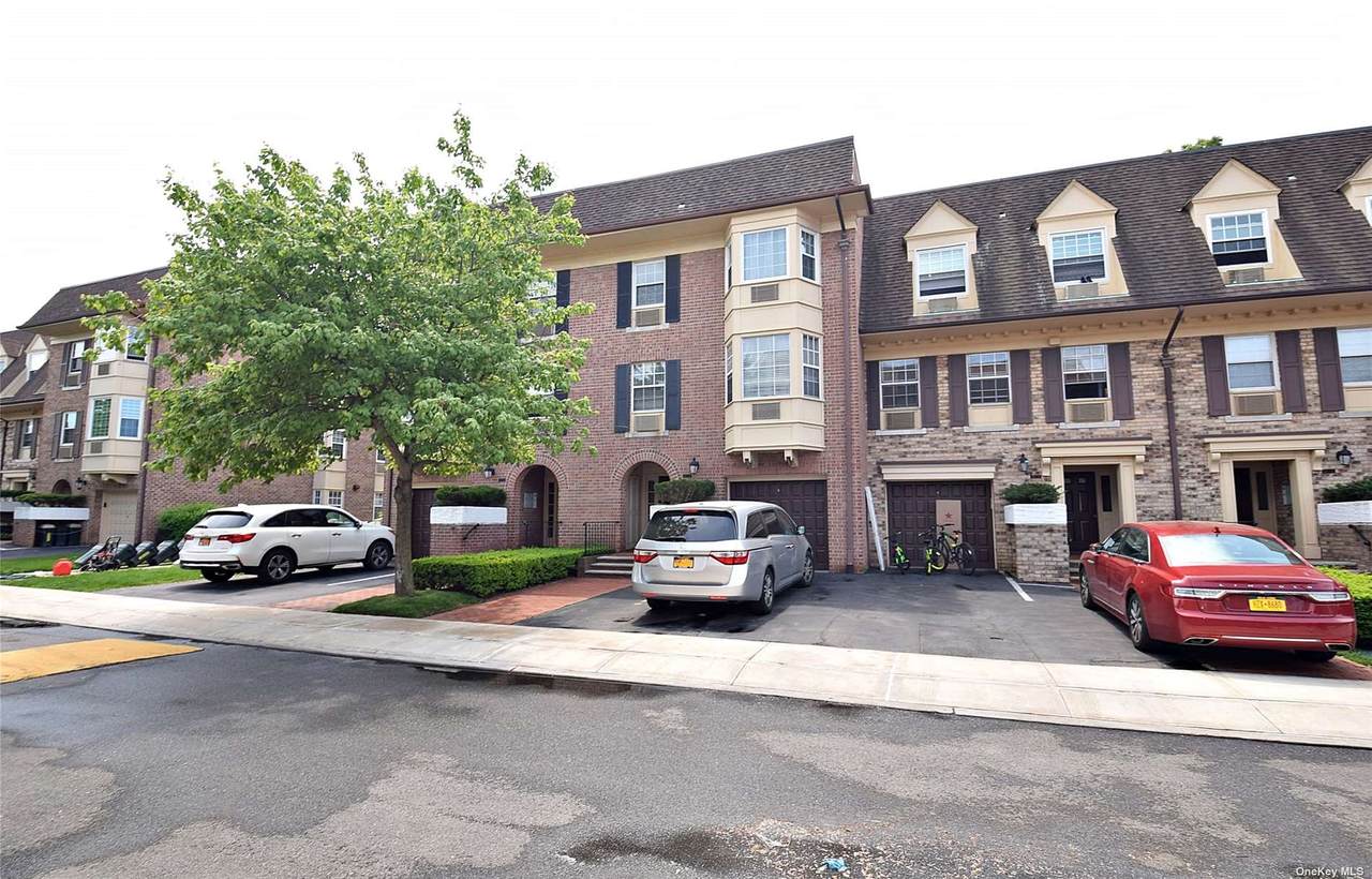 207-18 Jordan Drive - Photo 1