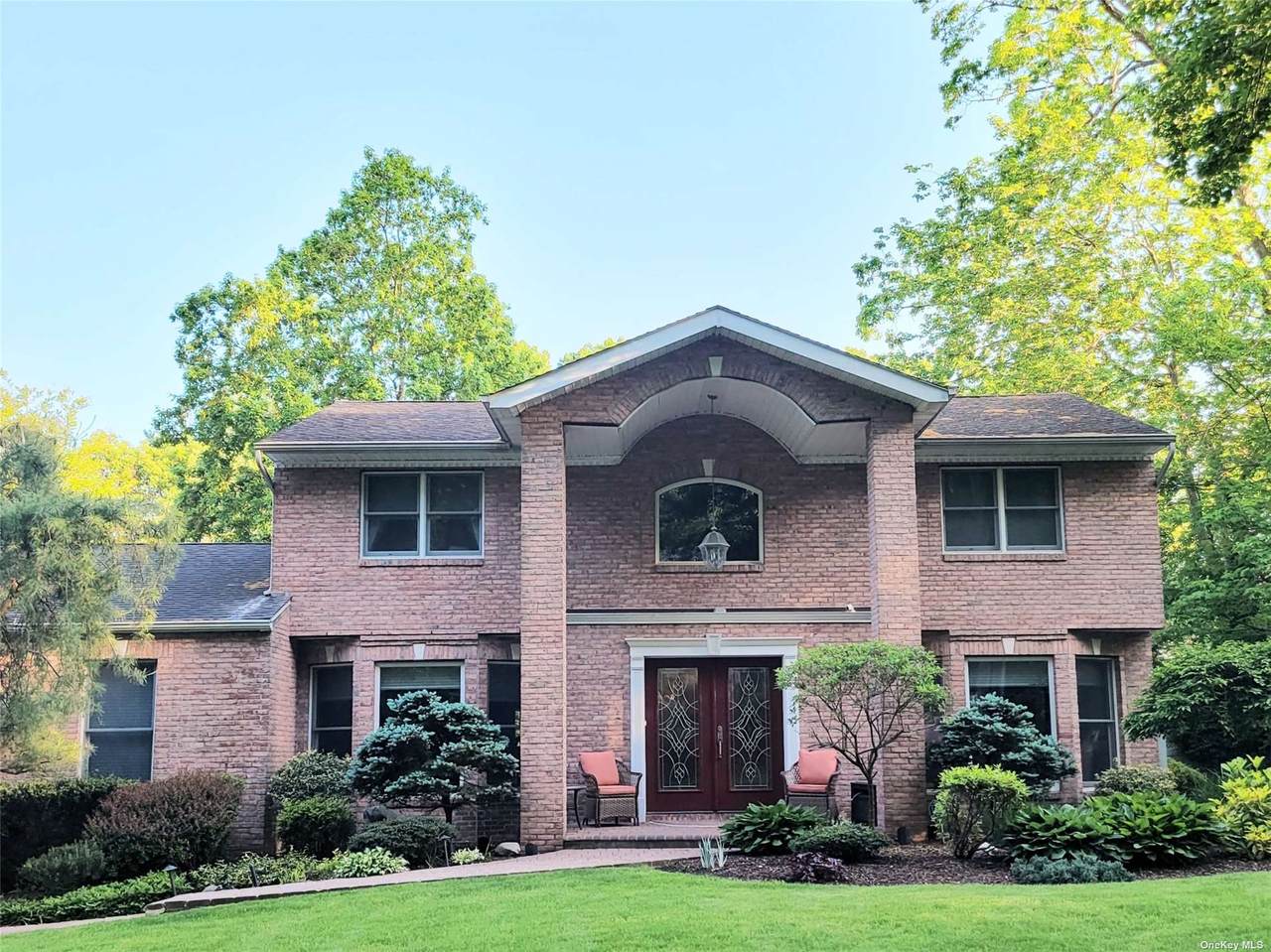 8 Randolph Drive - Photo 1
