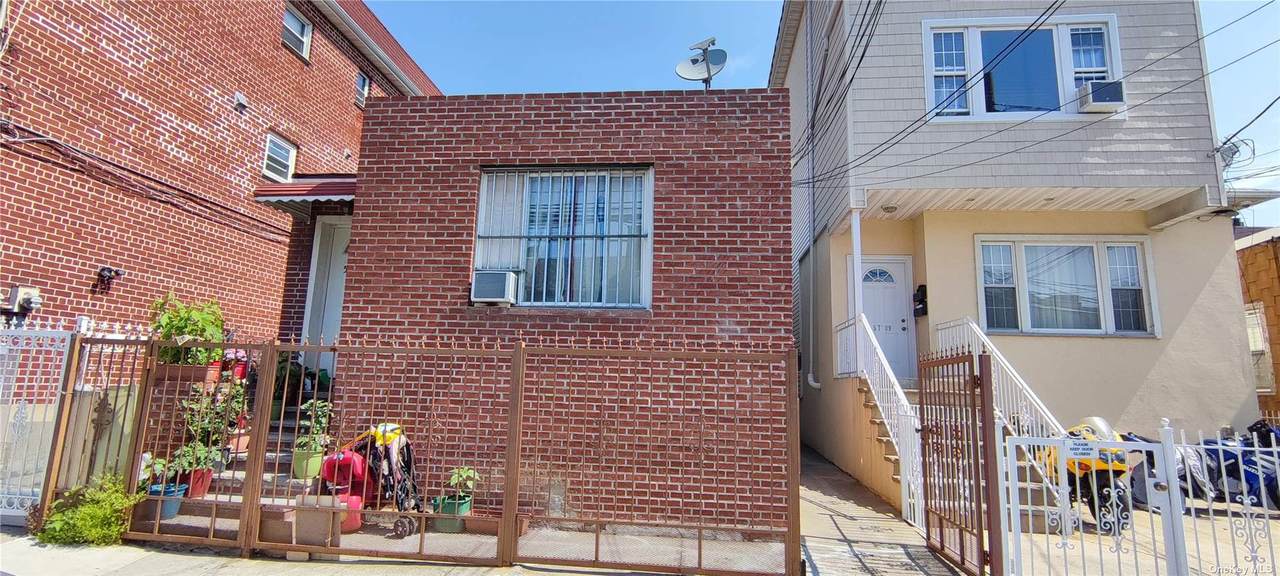 57-07 Van Doren Street - Photo 1