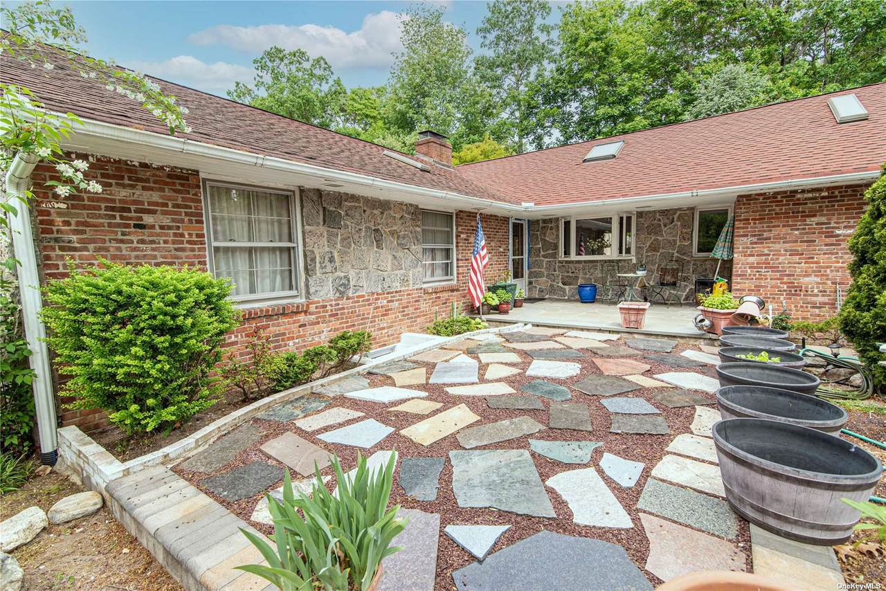 90 Sylvan Avenue - Photo 1