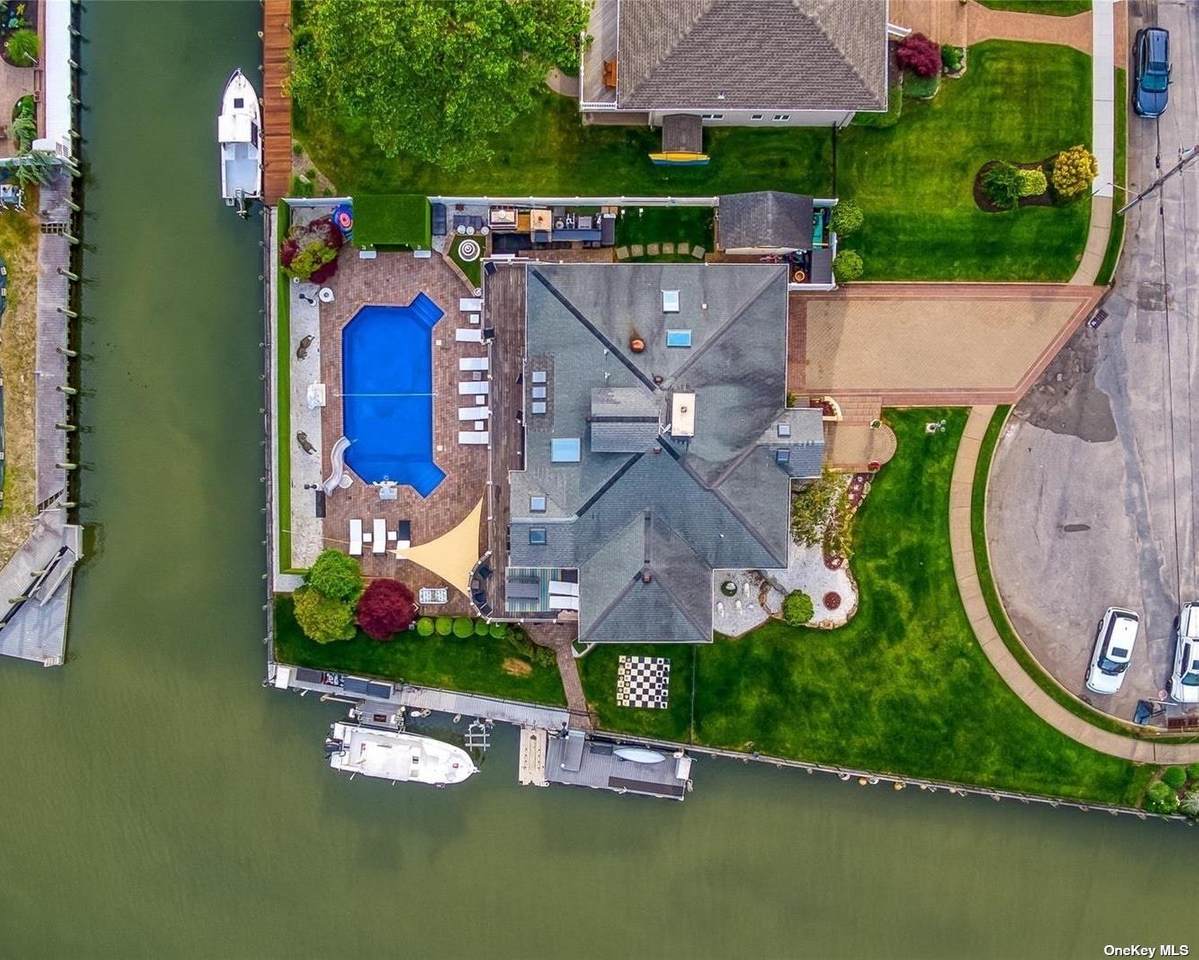 2 Dolphin Lane - Photo 1