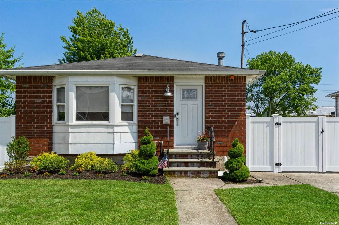 103 Quebec Road - Photo 1