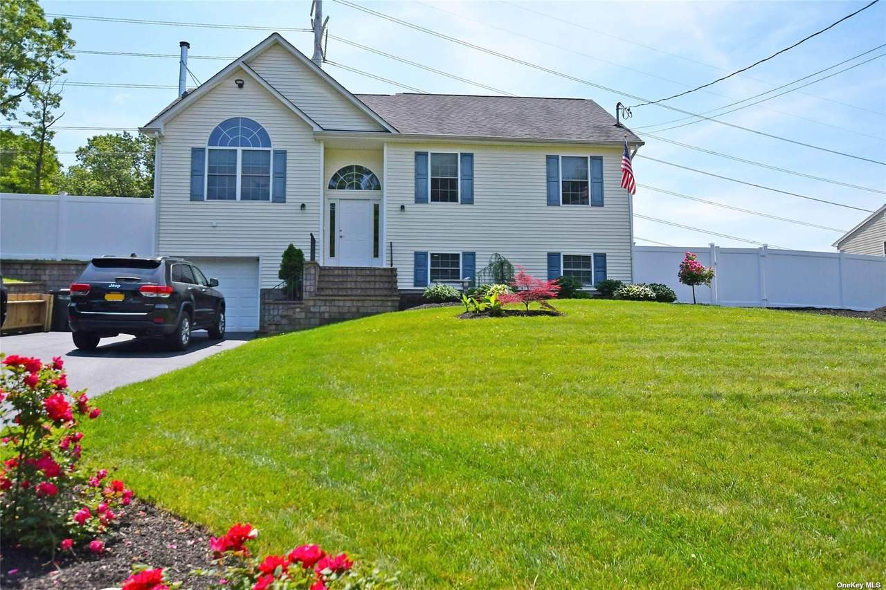 38 Monty Drive - Photo 1