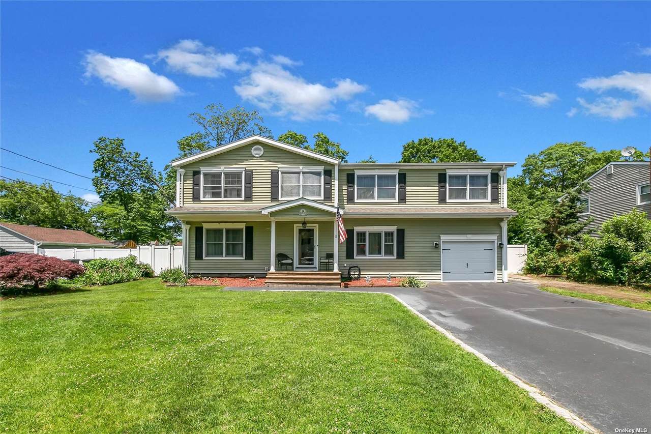 9 Blossom Avenue - Photo 1