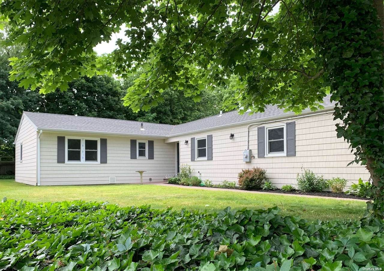 217 Little East Neck Road - Photo 1