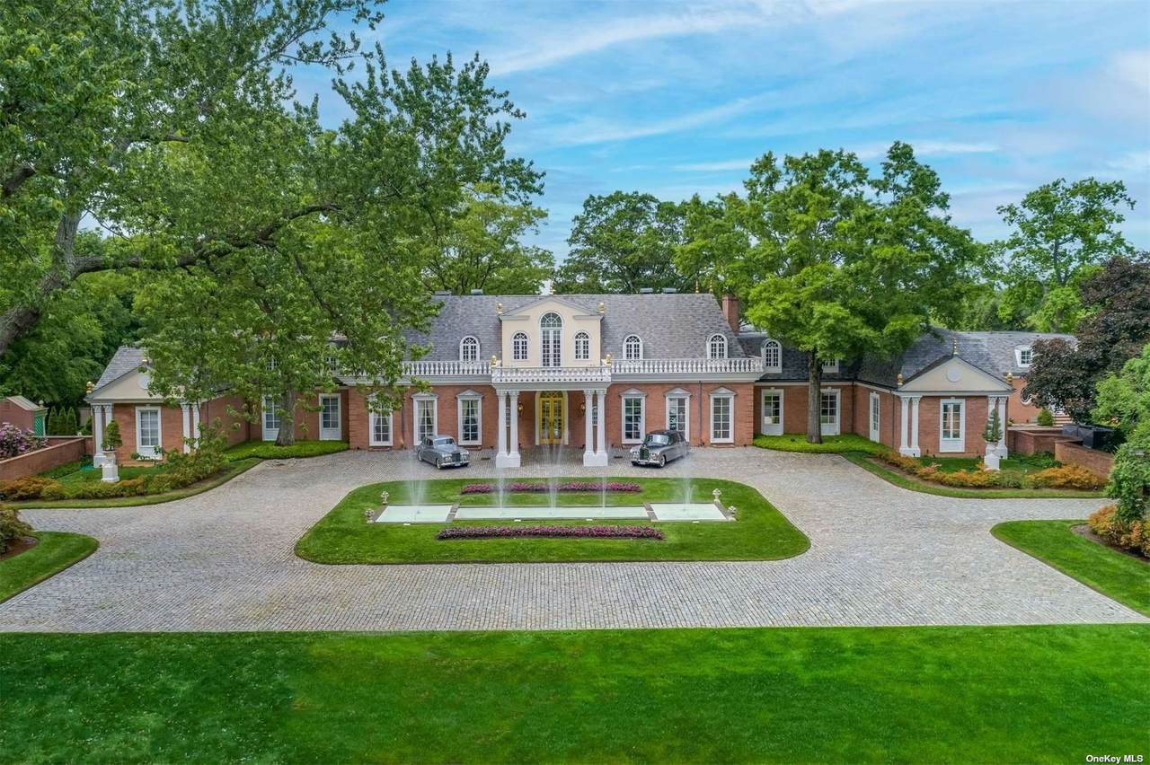 385 Oyster Bay Road - Photo 1