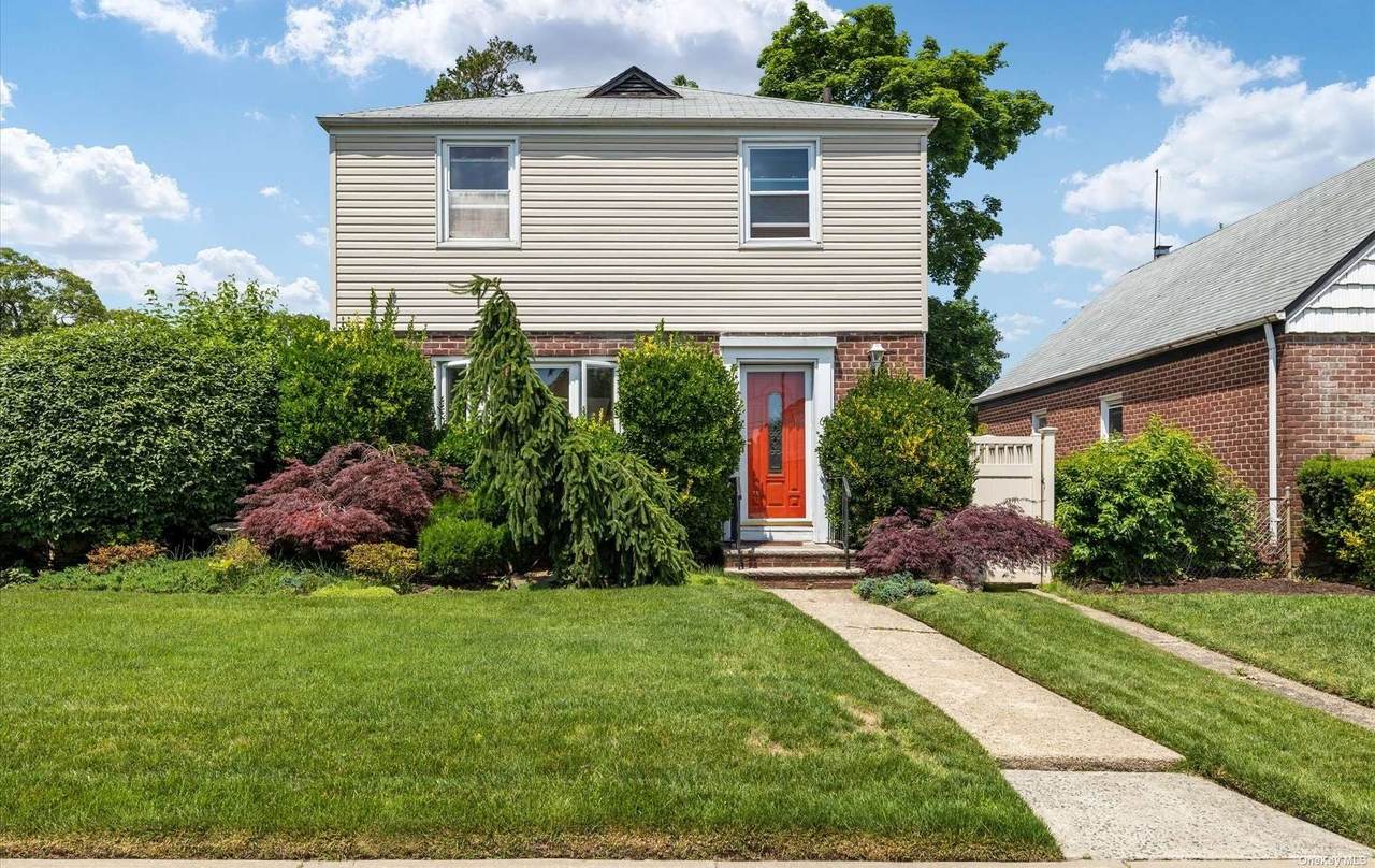 61 Hathaway Avenue - Photo 1