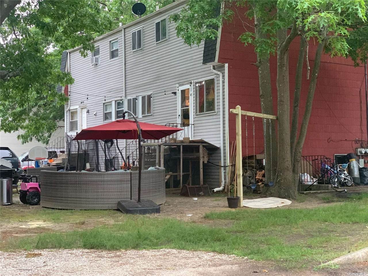 183 Pine Street - Photo 1
